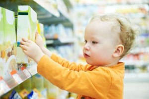 Какие продукты запрещено давать детям до 3-х лет?