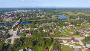 Сколько жителей в городе Пестово, где находится, что ещё знаете о нём?