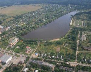 Сколько жителей в поселке Запрудня, где находится, что знаете о нём и?