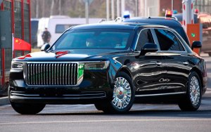 Что за автомобиль Hongqi, на котором Си Цзиньпин перемещается по Москве?