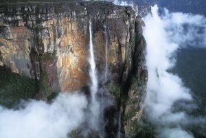 ОГЭ География, В какой части света находится самый высокий в мире водопад?